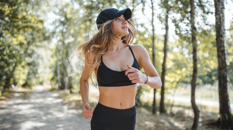 Comment la course à pied peut-elle aider à perdre du poids ? 