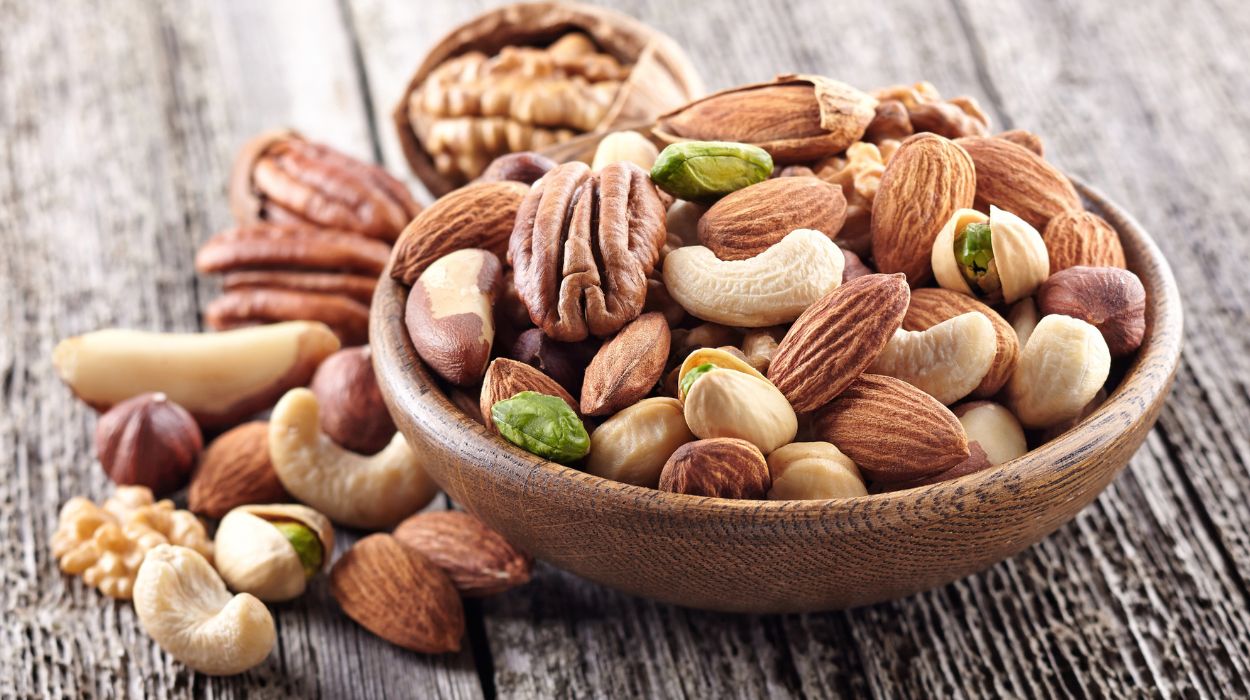 Nuts - superfoods for liver